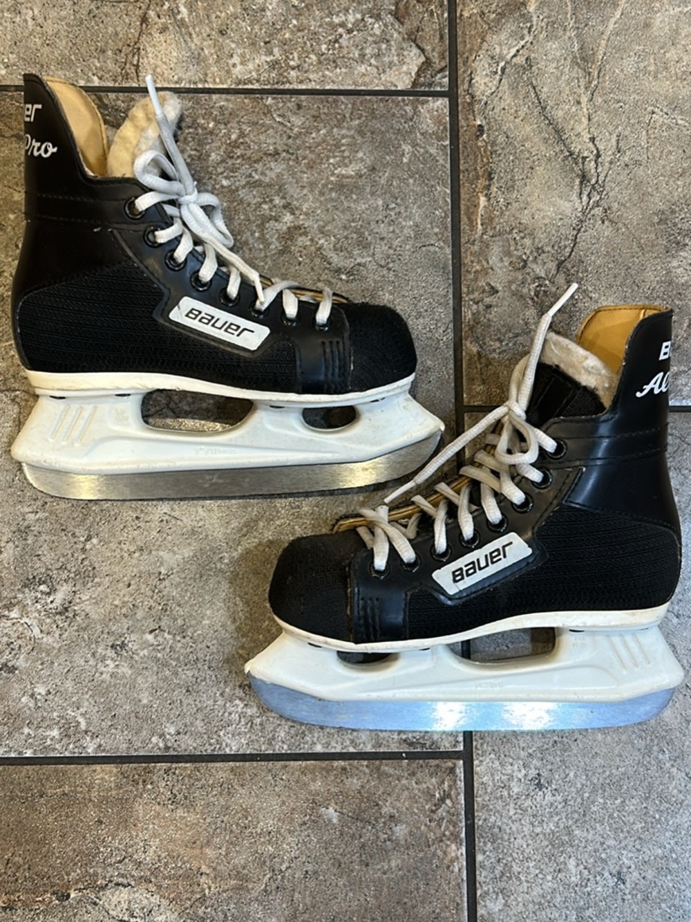 Bauer All Pro youth skates sz 10